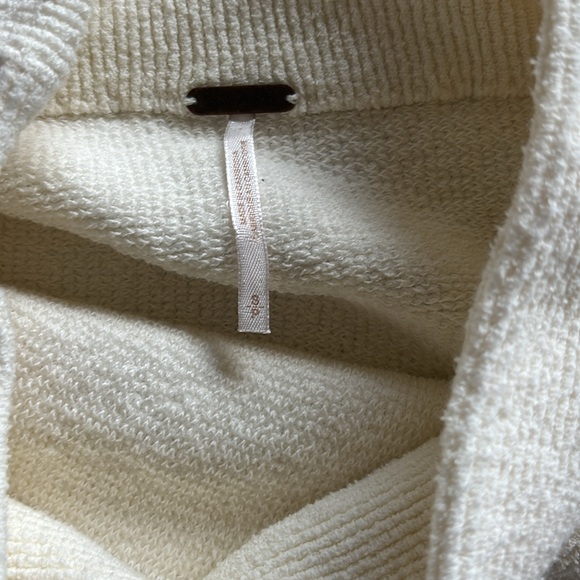 Free People Ottoman - Picture 4 of 4